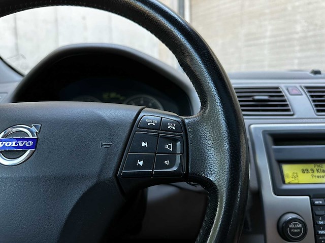 Volvo v50 2.4 summum 140pk 2005 (origineel-nl), 48-rk-gr - afbeelding 3 van  28