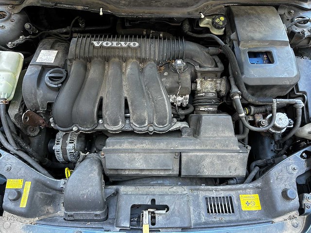 Volvo v50 2.4 summum 140pk 2005 (origineel-nl), 48-rk-gr - afbeelding 19 van  28
