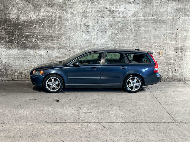Volvo v50 2.4 summum 140pk 2005 (origineel-nl), 48-rk-gr - afbeelding 8 van  49