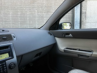Volvo v50 2.4 summum 140pk 2005 (origineel-nl), 48-rk-gr - afbeelding 22 van  49