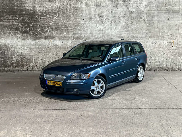 Volvo v50 2.4 summum 140pk 2005 (origineel-nl), 48-rk-gr - afbeelding 34 van  49