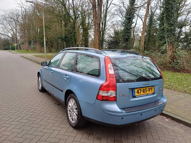 Volvo v50 2.4 summum, 47-rf-pt - afbeelding 5 van  19