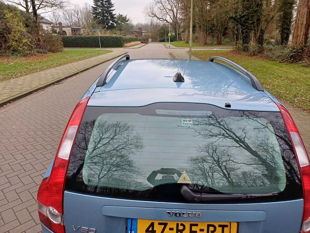 Volvo v50 2.4 summum, 47-rf-pt - afbeelding 18 van  19