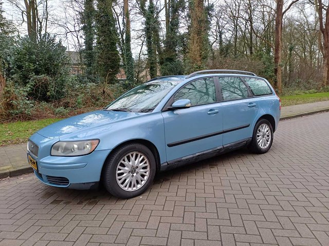 Volvo v50 2.4 summum, 47-rf-pt - afbeelding 4 van  5