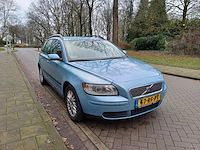 Volvo v50 2.4 summum, 47-rf-pt - afbeelding 14 van  19