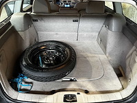 Volvo v50 2.4i elite 170pk 2004 (origineel-nl), 34-pd-rj - afbeelding 15 van  60