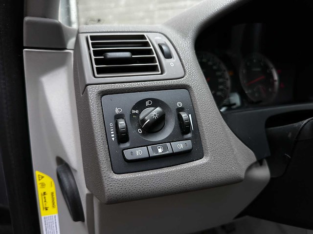 Volvo v50 2.4i elite 170pk 2004 (origineel-nl), 34-pd-rj - afbeelding 19 van  60
