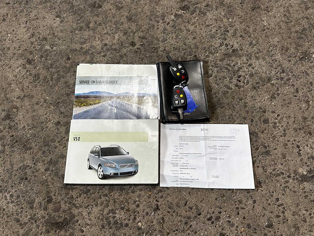 Volvo v50 2.4i elite 170pk 2004 (origineel-nl), 34-pd-rj - afbeelding 40 van  60