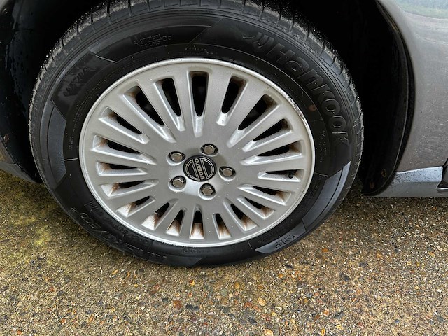 Volvo v50 2.4i elite 170pk 2004 (origineel-nl), 34-pd-rj - afbeelding 48 van  60