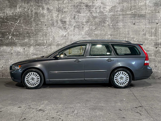 Volvo v50 2.4i elite 170pk 2004 (origineel-nl), 34-pd-rj - afbeelding 10 van  60