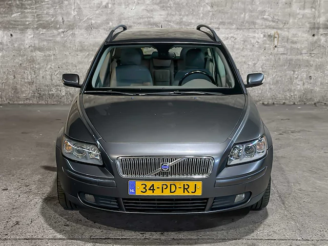 Volvo v50 2.4i elite 170pk 2004 (origineel-nl), 34-pd-rj - afbeelding 55 van  60