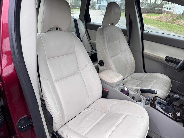 Volvo v50 2.4i momentum automaat, 45-nz-lv - afbeelding 13 van  16