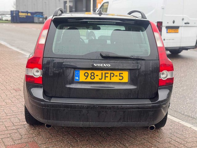 Volvo v50 2.5 t5 kinetic, 98-jfp-5 - afbeelding 9 van  10