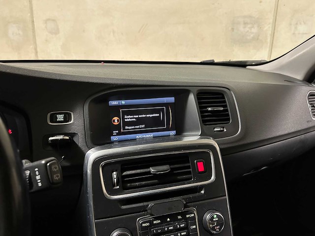Volvo v60 1.6 d2 kinetic 114pk 2012 (origineel-nl) automaat, 24-xzl-6 - afbeelding 21 van  46