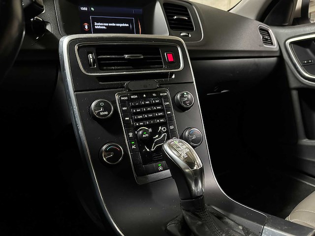 Volvo v60 1.6 d2 kinetic 114pk 2012 (origineel-nl) automaat, 24-xzl-6 - afbeelding 14 van  47