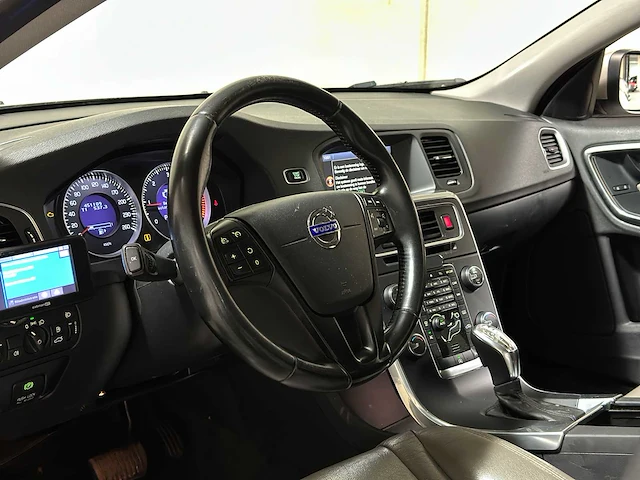 Volvo v60 1.6 d2 kinetic 114pk 2012 (origineel-nl) automaat, 24-xzl-6 - afbeelding 4 van  48