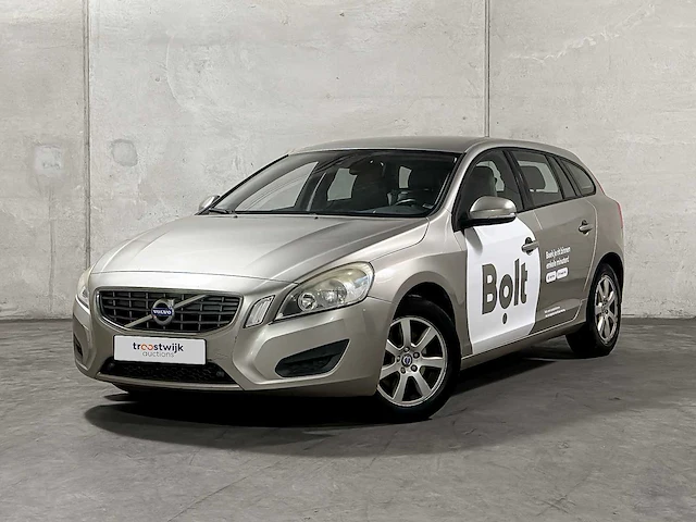 Volvo v60 1.6 d2 kinetic 114pk 2012 (origineel-nl) automaat, 24-xzl-6 - afbeelding 1 van  48