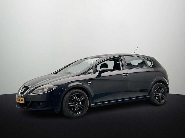 Volvo v60 1.6 d2 r-design 2013 - afbeelding 14 van  18