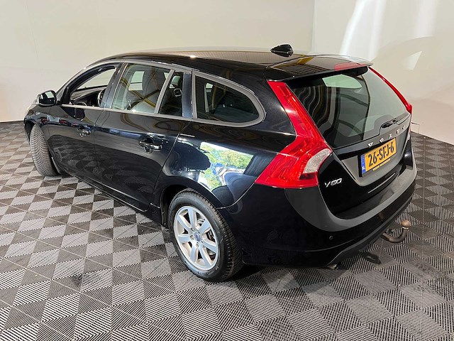 Volvo v60 1.6 t3 kinetic, 26-sfj-6 - afbeelding 19 van  25