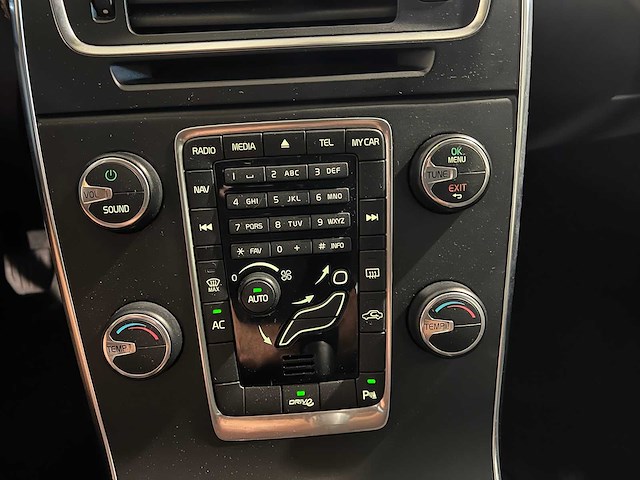 Volvo v60 1.6 t3 kinetic, 26-sfj-6 - afbeelding 22 van  25