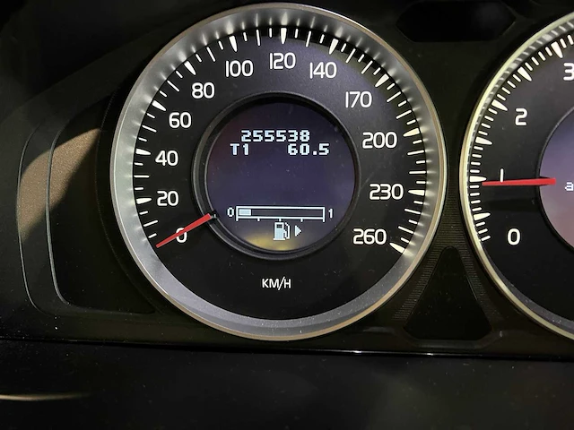 Volvo v60 1.6 t3 kinetic, 26-sfj-6 - afbeelding 2 van  25