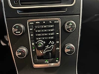Volvo v60 1.6 t3 kinetic, 26-sfj-6 - afbeelding 23 van  25
