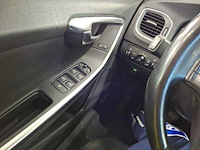 Volvo v60 1.6 t3 kinetic ; 35-sbs-9 - afbeelding 1 van  10