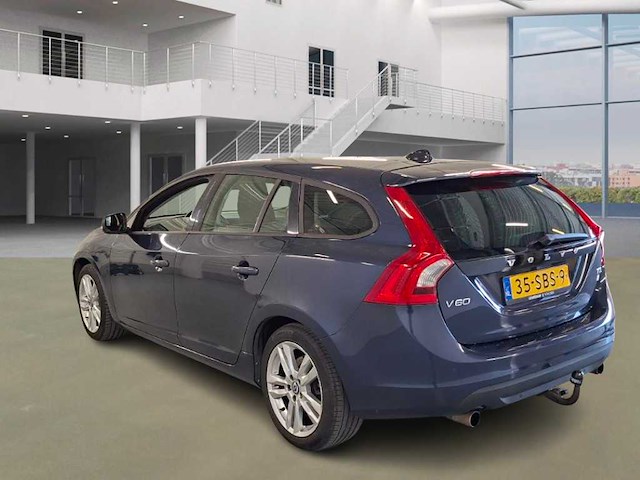 Volvo v60 1.6 t3 kinetic ; 35-sbs-9 - afbeelding 8 van  10