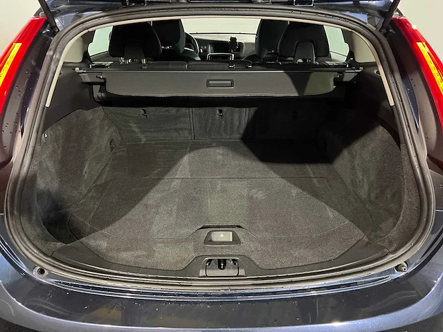 Volvo v60 1.6 t3 momentum, 48-rrb-9 - afbeelding 19 van  19