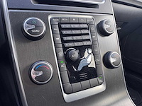 Volvo v60 1.6 t3 momentum , ; 6-tph-39 - afbeelding 4 van  15