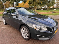 Volvo v60 1.6 t3 momentum , ; 6-tph-39 - afbeelding 8 van  15