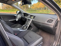 Volvo v60 1.6 t3 momentum , ; 6-tph-39 - afbeelding 13 van  15