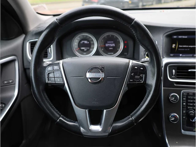 Volvo v60 1.6 t3 summum 2012, 55-tzj-8 - afbeelding 7 van  38