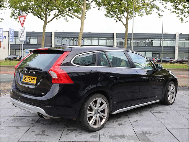 Volvo v60 1.6 t3 summum 2012, 55-tzj-8 - afbeelding 34 van  38