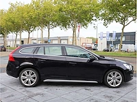 Volvo v60 1.6 t3 summum 2012, 55-tzj-8 - afbeelding 35 van  38