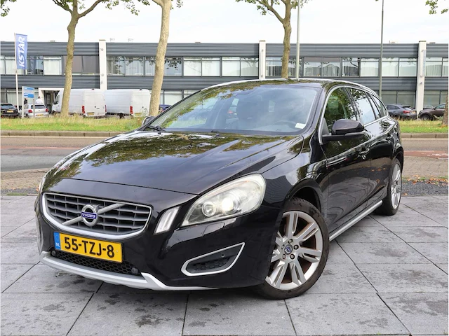 Volvo v60 1.6 t3 summum 2012, 55-tzj-8 - afbeelding 1 van  38