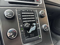 Volvo v60 1.6 t4 momentum | jk-137-j - afbeelding 22 van  22
