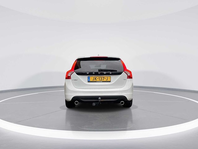 Volvo v60 1.6 t4 momentum | jk-137-j - afbeelding 2 van  25