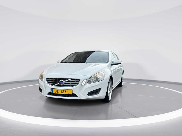 Volvo v60 1.6 t4 momentum | jk-137-j - afbeelding 8 van  28