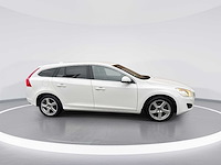 Volvo v60 1.6 t4 momentum | jk-137-j - afbeelding 11 van  28