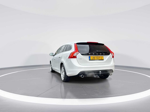 Volvo v60 1.6 t4 momentum | jk-137-j - afbeelding 23 van  28