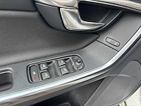 Volvo v60 1.6 t4 momentum | jk-137-j - afbeelding 16 van  28
