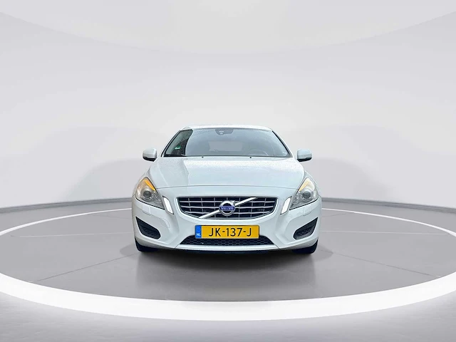 Volvo v60 1.6 t4 momentum | jk-137-j - afbeelding 26 van  28