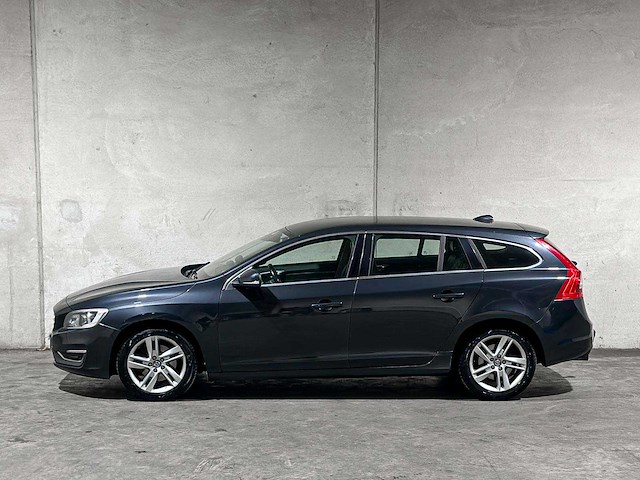 Volvo v60 1.6 t4 summum 2014 org-nl, 6-tjb-81 - afbeelding 8 van  45