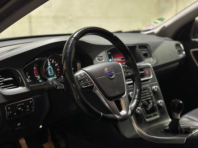 Volvo v60 1.6 t4 summum 2014 org-nl, 6-tjb-81 - afbeelding 10 van  45