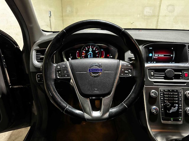 Volvo v60 1.6 t4 summum 2014 org-nl, 6-tjb-81 - afbeelding 11 van  45