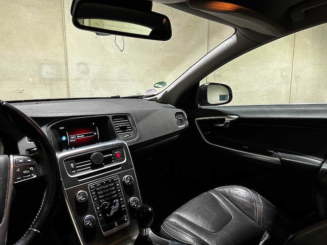 Volvo v60 1.6 t4 summum 2014 org-nl, 6-tjb-81 - afbeelding 13 van  45