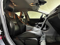 Volvo v60 1.6 t4 summum 2014 org-nl, 6-tjb-81 - afbeelding 36 van  45