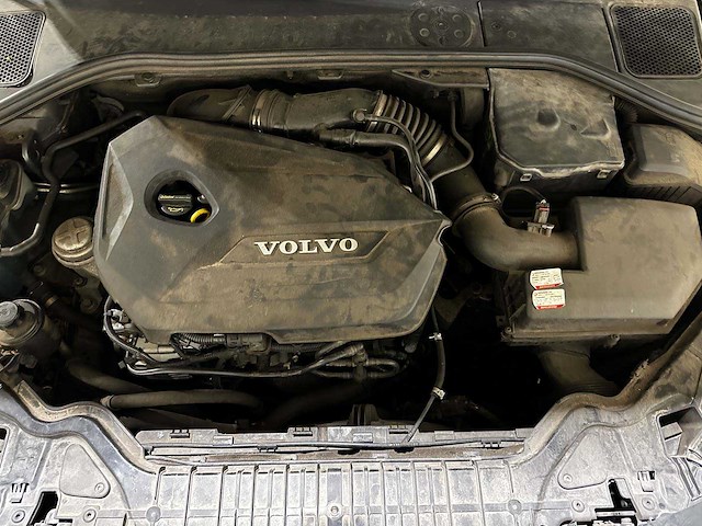 Volvo v60 1.6 t4 summum 2014 org-nl, 6-tjb-81 - afbeelding 37 van  45