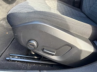 Volvo v60 2.0 b3 automaat hybride personenauto - afbeelding 10 van  11